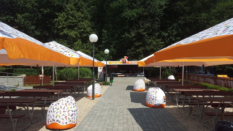 Zděná Bouda - restaurace