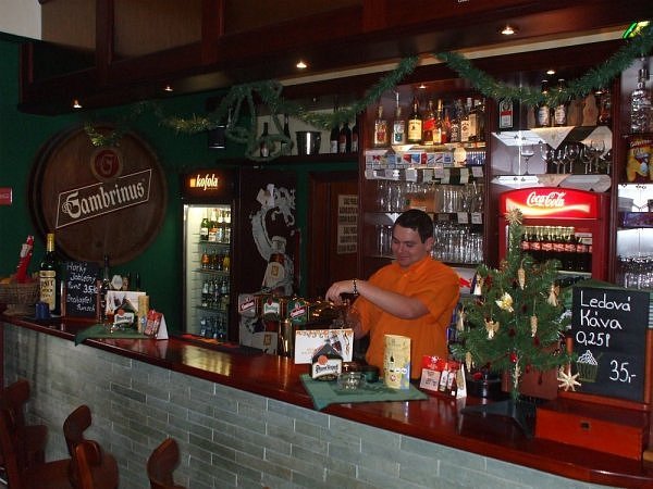 Rekreační středisko Rybník - restaurace