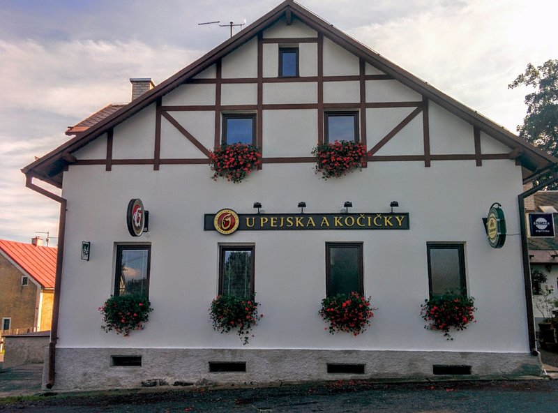 Hostinec U pejska a kočičky - penzion